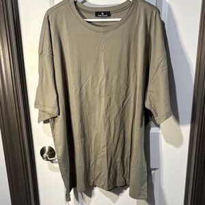 Men's Olive Green Crewneck T-Shirt - NWOT